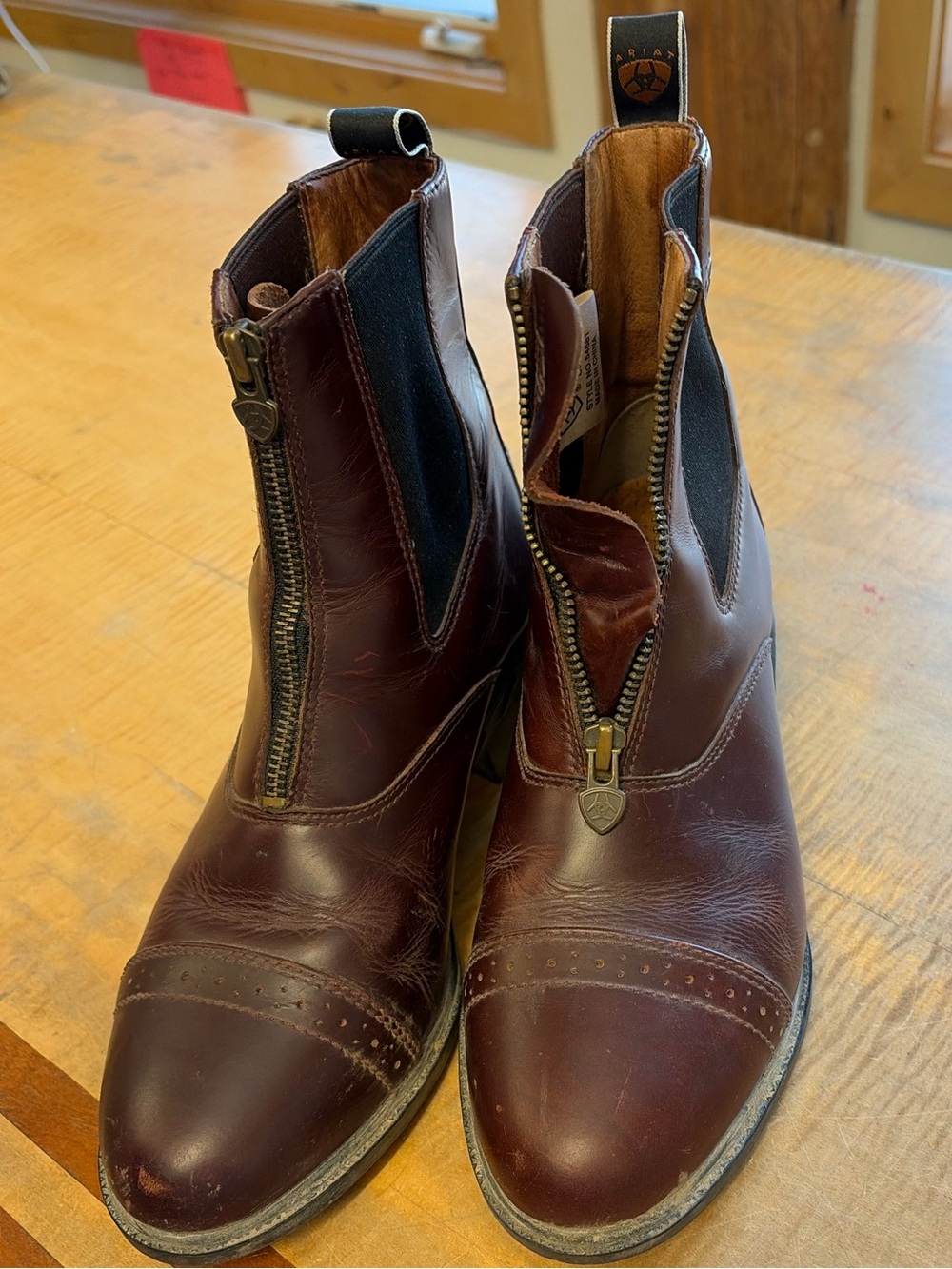 Ariat Men's Front-Zip Chukka Boots - Burgundy Brown Sz 8